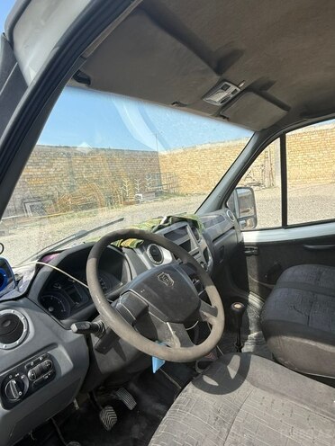 GAZ 330200 2018, 120,000 km - 2.7 l - Bakı
