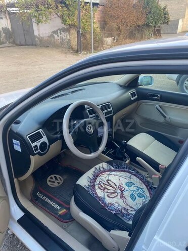 Volkswagen Bora 2001, 320,000 km - 1.4 l - Gəncə
