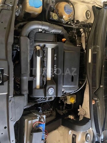 Volkswagen Bora 2001, 320,000 km - 1.4 l - Gəncə