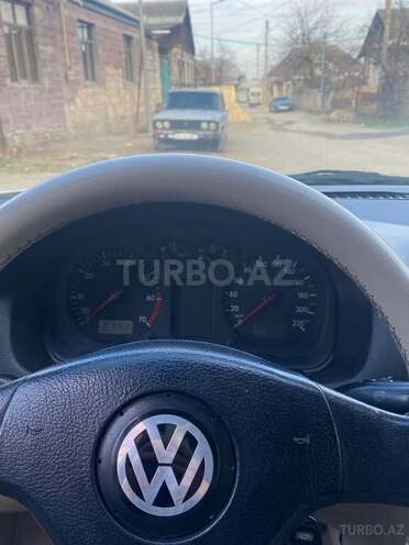 Volkswagen Bora 2001, 320,000 km - 1.4 l - Gəncə