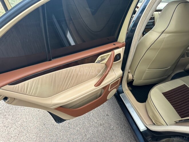 Mercedes E 240 2001, 331,000 km - 2.4 l - Şəmkir