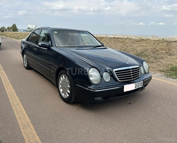 Mercedes E 240 2001, 331,000 km - 2.4 l - Şəmkir