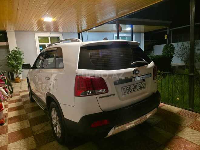 Kia Sorento 2011, 158,000 km - 2.0 l - Naxçıvan