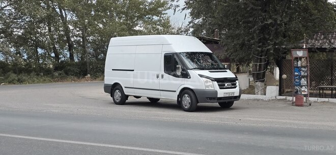 Ford Transit 2010, 167,000 km - 2.4 л - Quba