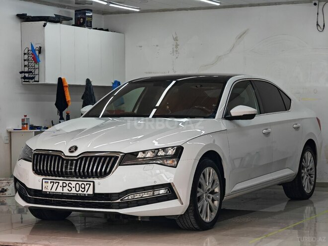 Skoda Superb 2022, 110,000 km - 2.0 л - Bakı