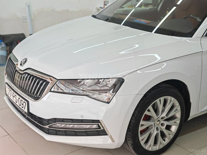 Skoda Superb 2022, 110,000 km - 2.0 л - Bakı
