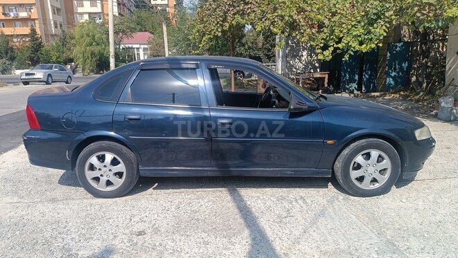Opel Vectra 2001, 293,960 km - 1.8 l - Bakı