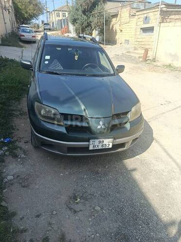 Mitsubishi Outlander 2003, 269,000 km - 2.4 l - Bakı