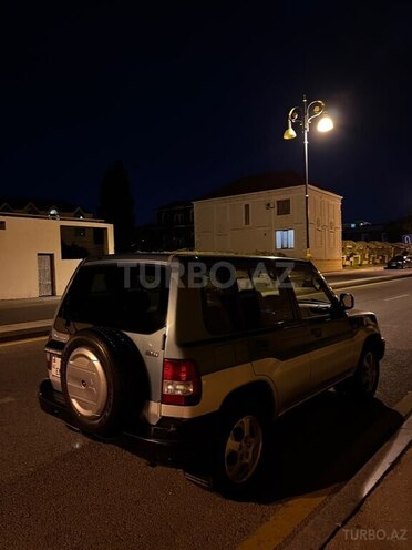 Mitsubishi Pajero io 1999, 351,000 km - 1.8 л - Bakı