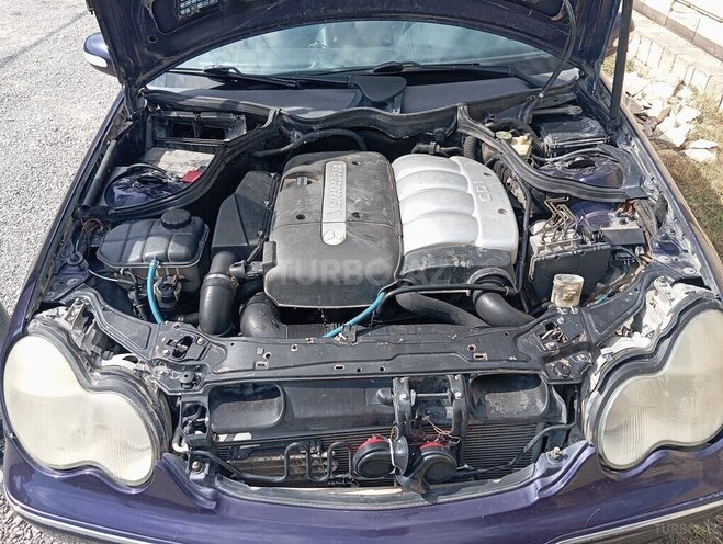 Mercedes C 220 2001, 296,000 km - 2.1 л - Sabirabad