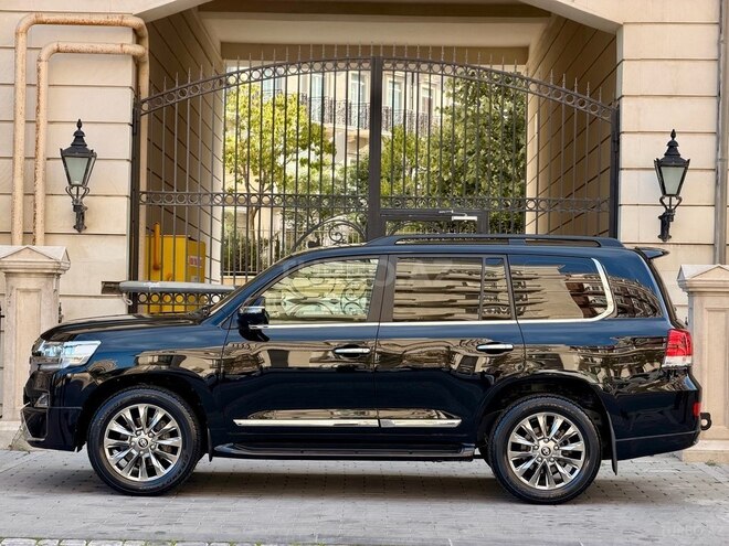 Toyota Land Cruiser 2019, 92,000 km - 4.0 l - Bakı