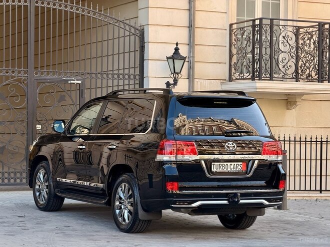 Toyota Land Cruiser 2019, 92,000 km - 4.0 l - Bakı