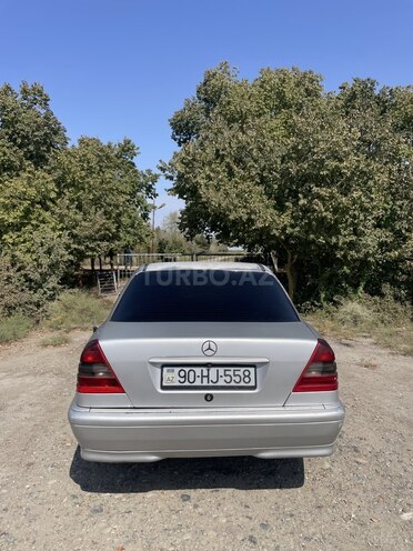 Mercedes C 220 1997, 260,000 km - 2.2 л - Salyan