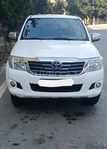 Toyota Hilux 2013, 231,145 km - 2.7 l - Xaçmaz