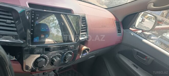 Toyota Hilux 2013, 231,145 km - 2.7 l - Xaçmaz