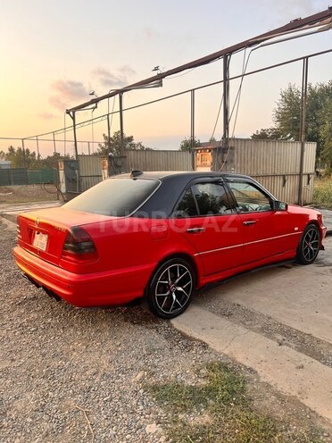 Mercedes C 240 1999, 286,700 km - 2.6 l - Cəlilabad