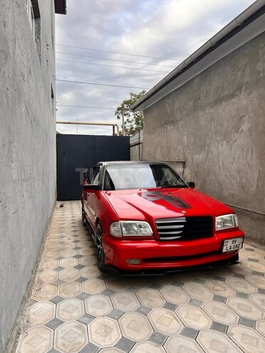 Mercedes C 240 1999, 286,700 km - 2.6 l - Cəlilabad