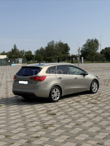 Kia  2012, 225,000 km - 1.6 l - Bakı