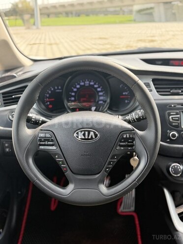 Kia  2012, 225,000 km - 1.6 l - Bakı