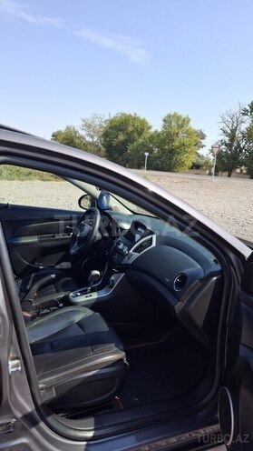 Chevrolet Cruze 2014, 202,500 km - 2.0 l - Salyan