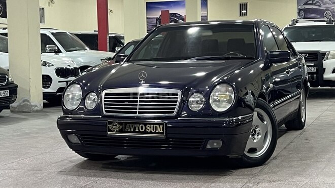 Mercedes E 220 1998, 285,000 km - 2.2 l - Sumqayıt