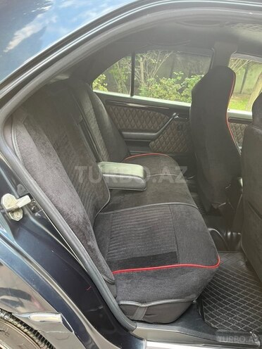 Mercedes C 220 1996, 438,000 km - 2.2 l - Bakı