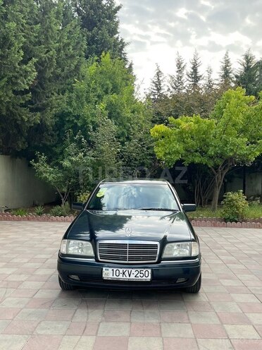 Mercedes C 220 1996, 438,000 km - 2.2 l - Bakı