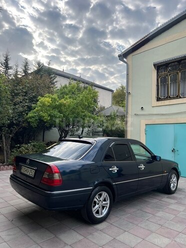Mercedes C 220 1996, 438,000 km - 2.2 l - Bakı