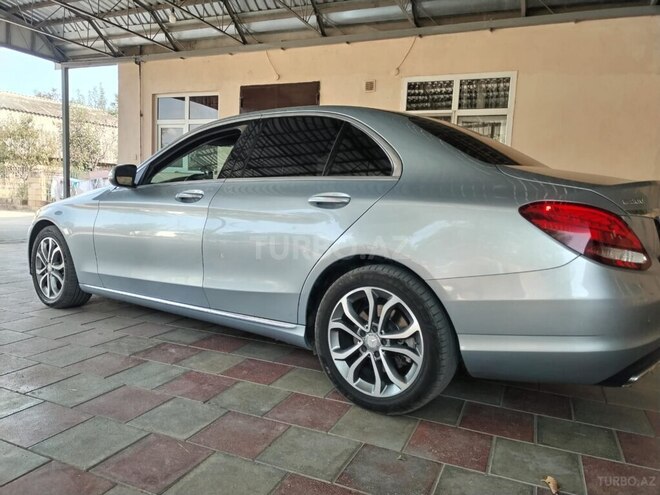 Mercedes C 300 2015, 265,000 km - 2.0 l - Masallı