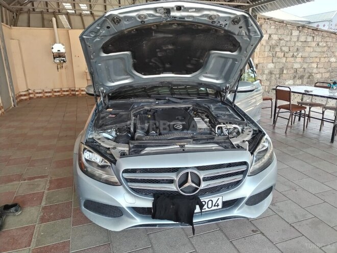 Mercedes C 300 2015, 265,000 km - 2.0 l - Masallı