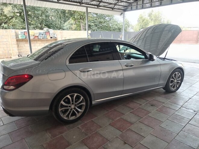 Mercedes C 300 2015, 265,000 km - 2.0 l - Masallı