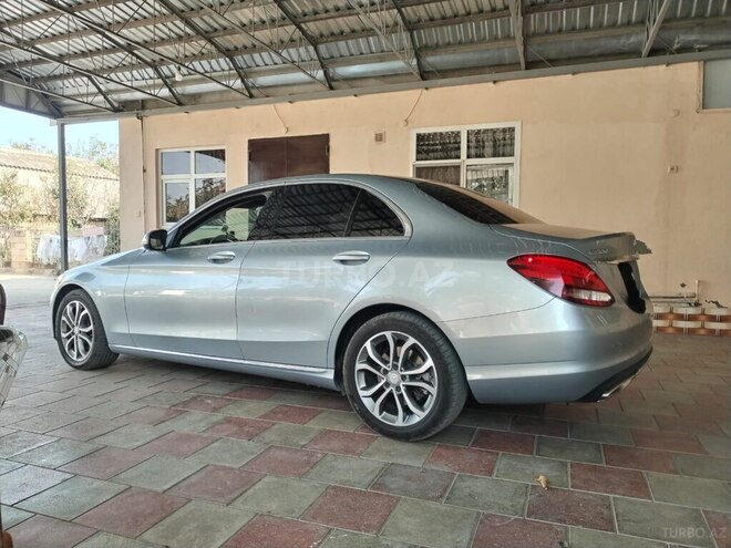 Mercedes C 300 2015, 265,000 km - 2.0 l - Masallı