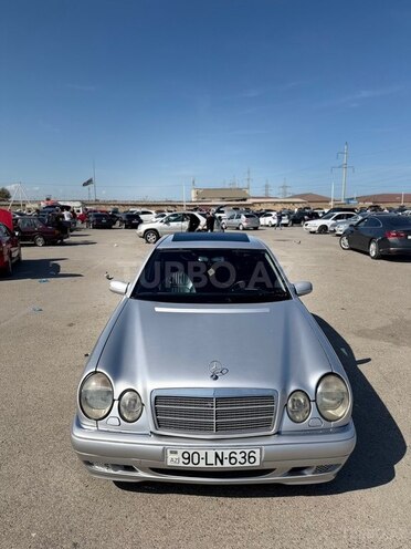 Mercedes E 240 1999, 337,000 km - 2.4 l - Bakı
