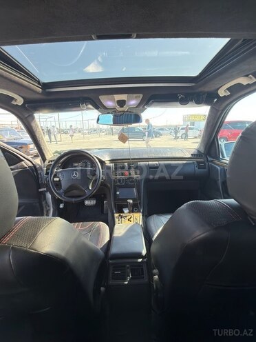 Mercedes E 240 1999, 337,000 km - 2.4 l - Bakı
