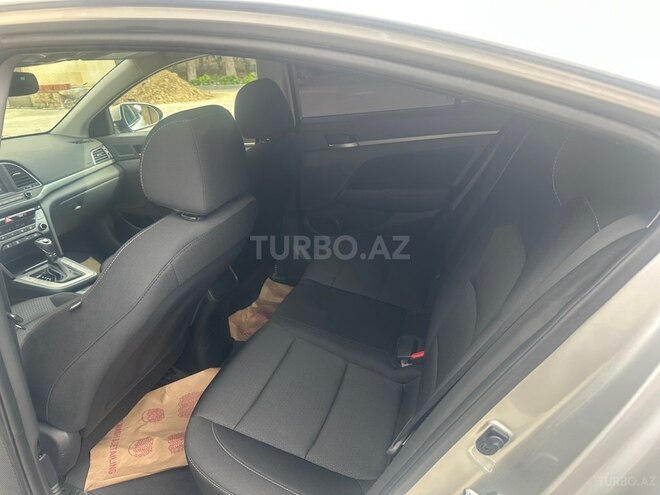 Hyundai Elantra 2018, 51,000 km - 2.0 l - Bakı