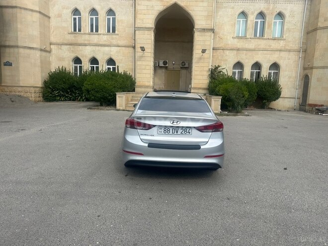 Hyundai Elantra 2018, 51,000 km - 2.0 l - Bakı