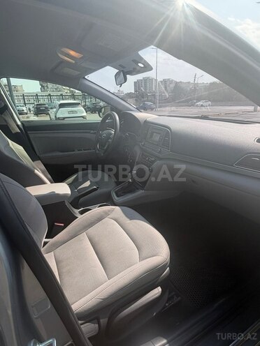Hyundai Elantra 2016, 243,011 km - 2.0 л - Bakı