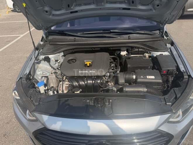 Hyundai Elantra 2016, 243,011 km - 2.0 л - Bakı