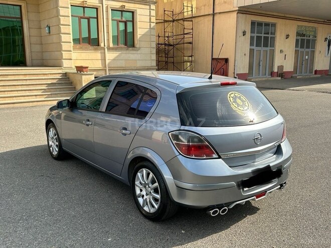 Opel Astra 2009, 270,000 km - 1.4 l - Şəki