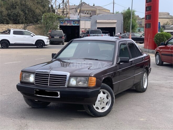 Mercedes 190 1992, 258,000 km - 2.0 l - Sumqayıt