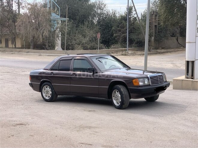 Mercedes 190 1992, 258,000 km - 2.0 l - Sumqayıt