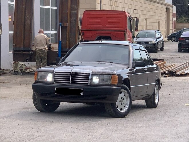 Mercedes 190 1992, 258,000 km - 2.0 l - Sumqayıt