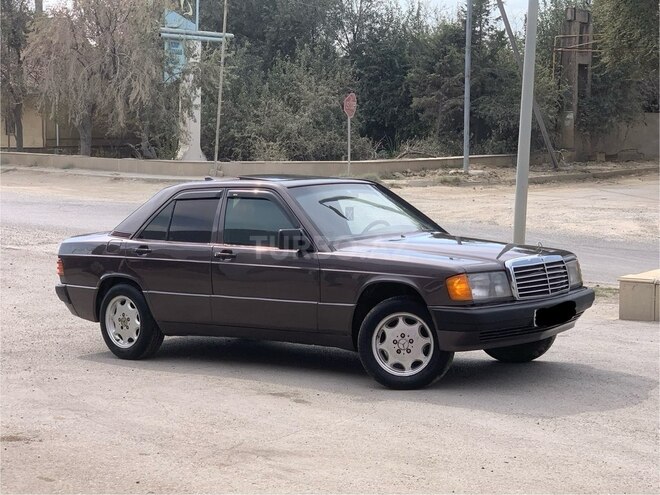 Mercedes 190 1992, 258,000 km - 2.0 l - Sumqayıt