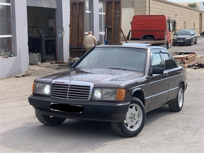 Mercedes 190 1992, 258,000 km - 2.0 l - Sumqayıt