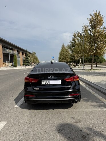 Hyundai Elantra 2017, 94,000 km - 1.6 l - Bakı