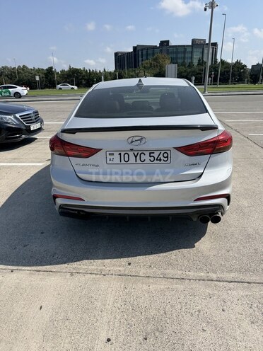 Hyundai Elantra 2018, 123,500 km - 1.6 l - Bakı