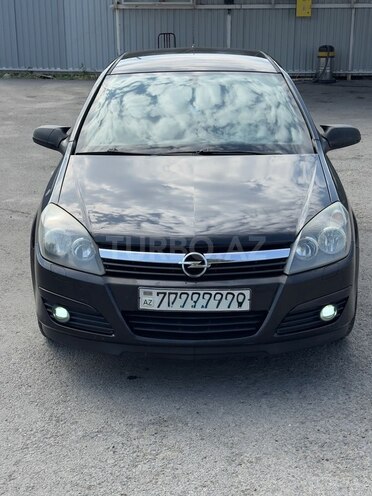 Opel Astra 2004, 267,000 km - 1.4 l - Şəki