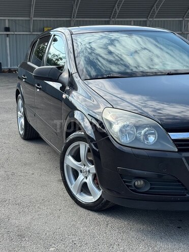 Opel Astra 2004, 267,000 km - 1.4 l - Şəki