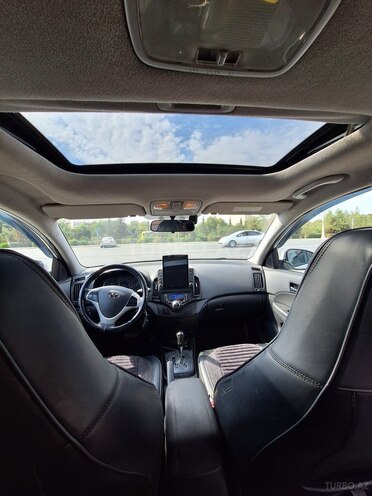 Hyundai i30 2011, 255,818 km - 1.6 l - Bərdə