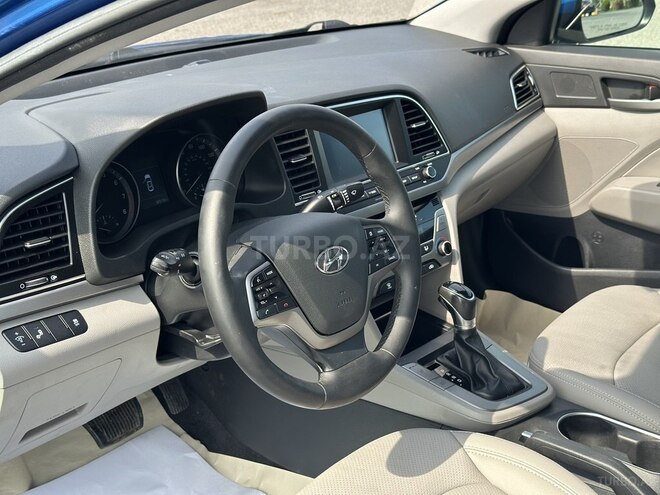 Hyundai Elantra 2017, 132,795 km - 2.0 л - Bakı